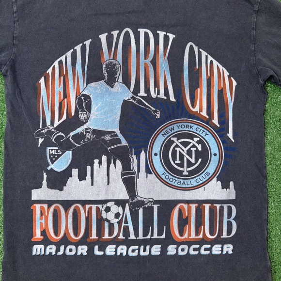 Abercrombie & Fitch New York City FC MLS Soccer T-Shirt Blue Men's Medium - Picture 2 of 6